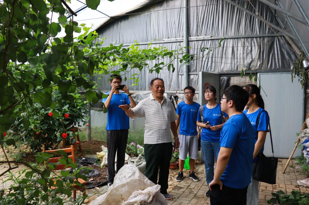 實踐隊前往徐州蘇蔬農業科技產業園,大吳濱河公園進行社會實踐調研