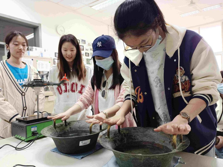 今年首期!中国石油大学(华东)校园开放日迎来千余名学生及家长 今年首期!中国石油大学(华东)校园开放日迎来千余名学生及家长