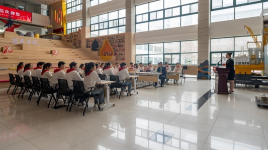 中国石油大学(华东)青马工程骨干培训班临时团支部开展“国家安全 青春挺膺”主题团日活动 中国石油大学(华东)青马工程骨干培训班临时团支部开展“国家安全 青春挺膺”主题团日活动
